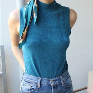 Vintage Sleeveless Turtleneck Top